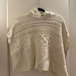 GAP KIDS Girls Beige Cable Knit Hooded Poncho Size M (8)